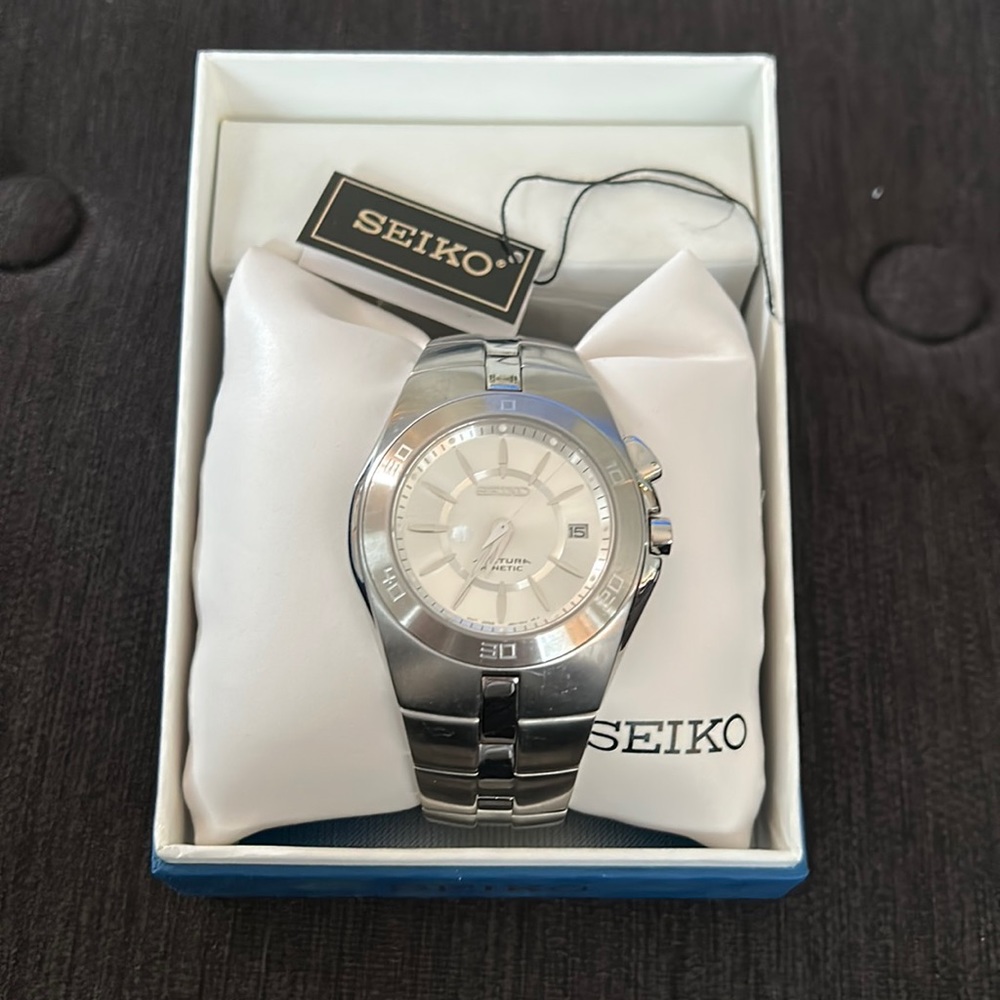 Seiko Coutura